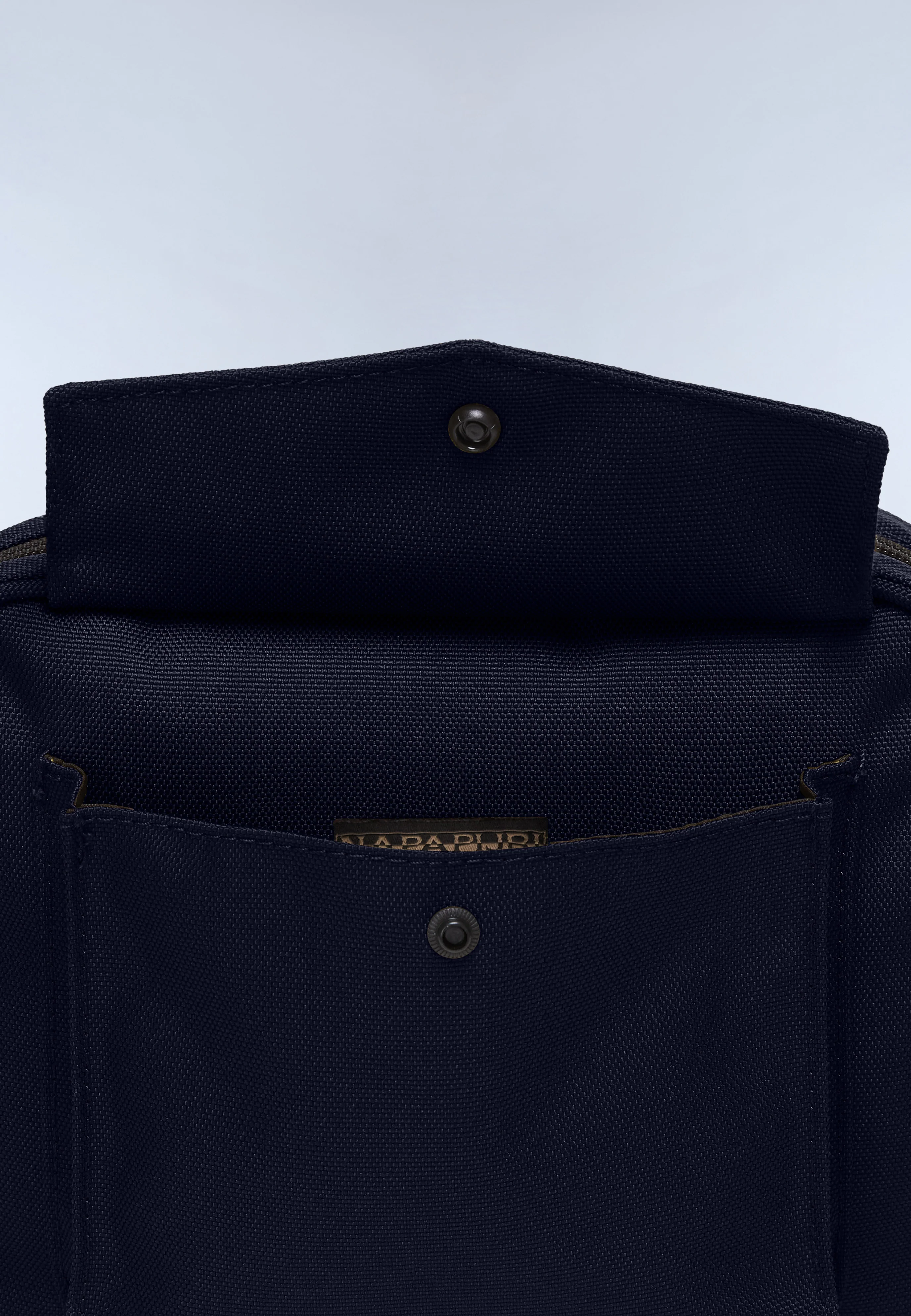 Voyage Crossover Bag
