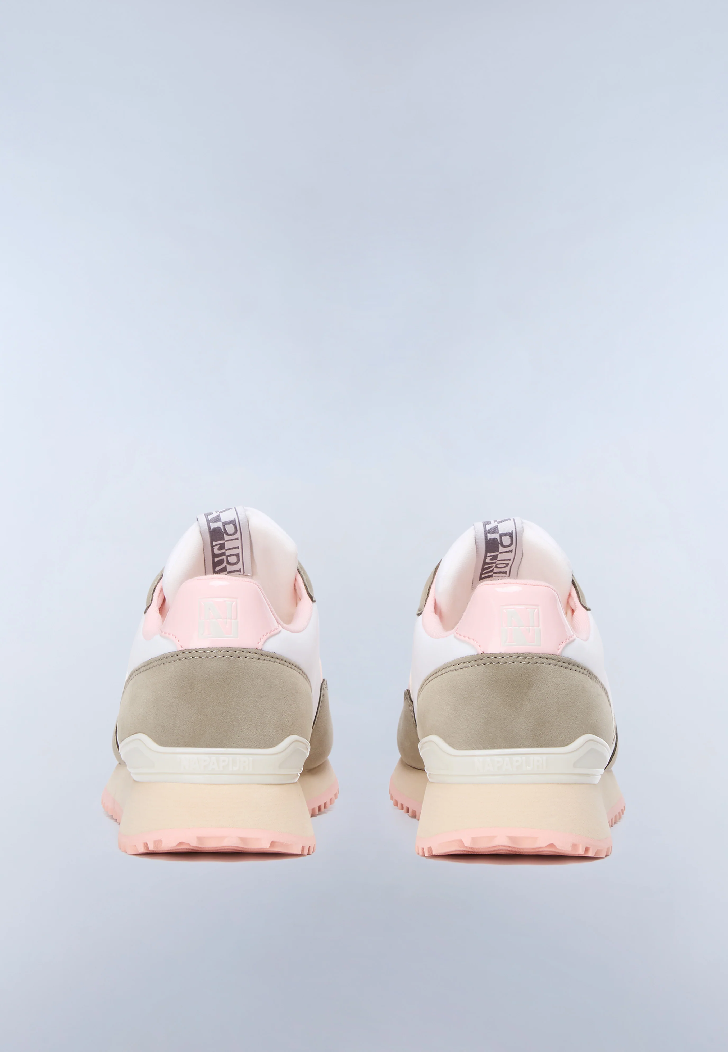 Trainers Astra