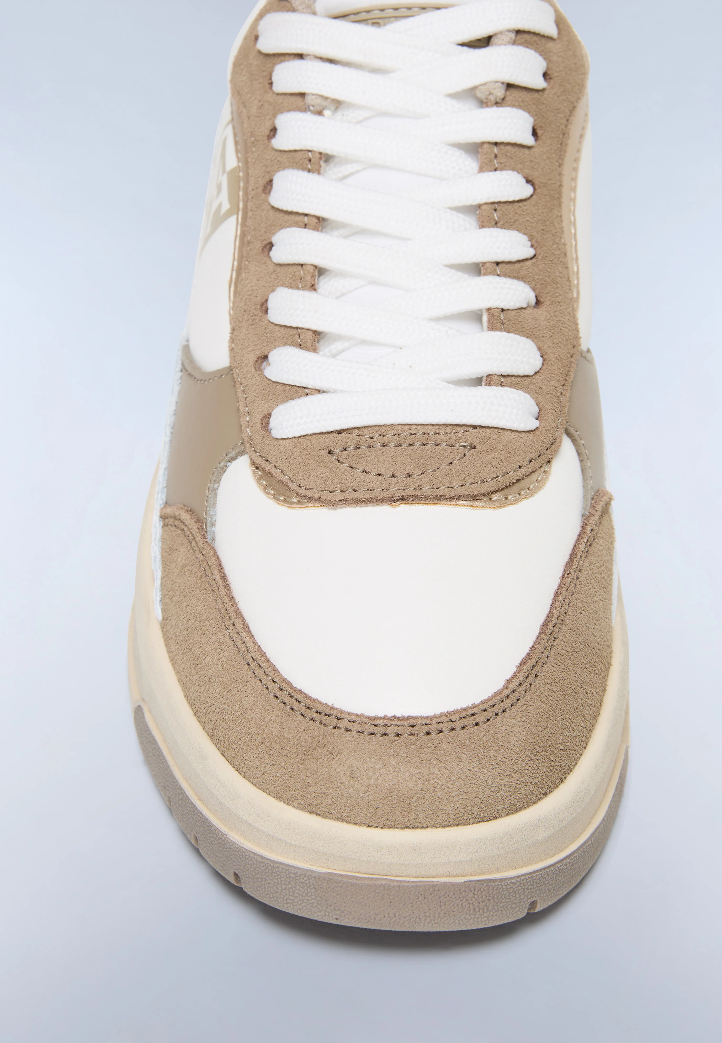 Sand Trainers